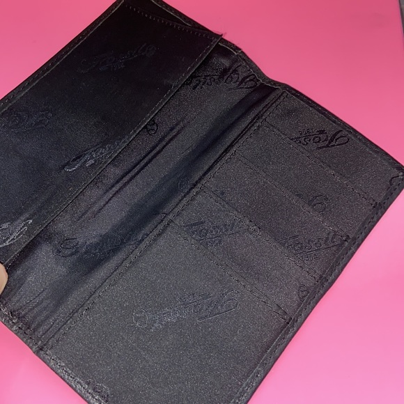 • VINTAGE FOSSIL WALLET - Picture 4 of 6